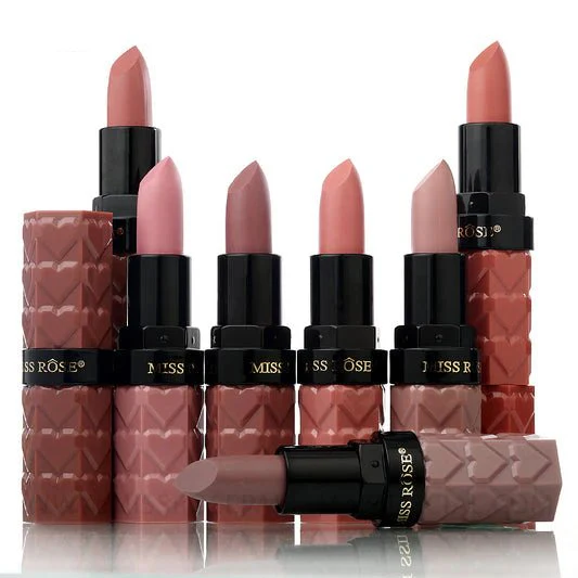 Moisturizing Lipstick – Hydrating Color & Smooth Comfort