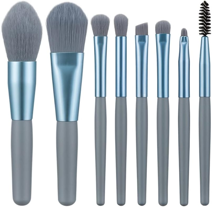 Portable Makeup Brush – Soft Hair Travel Makeup Tool