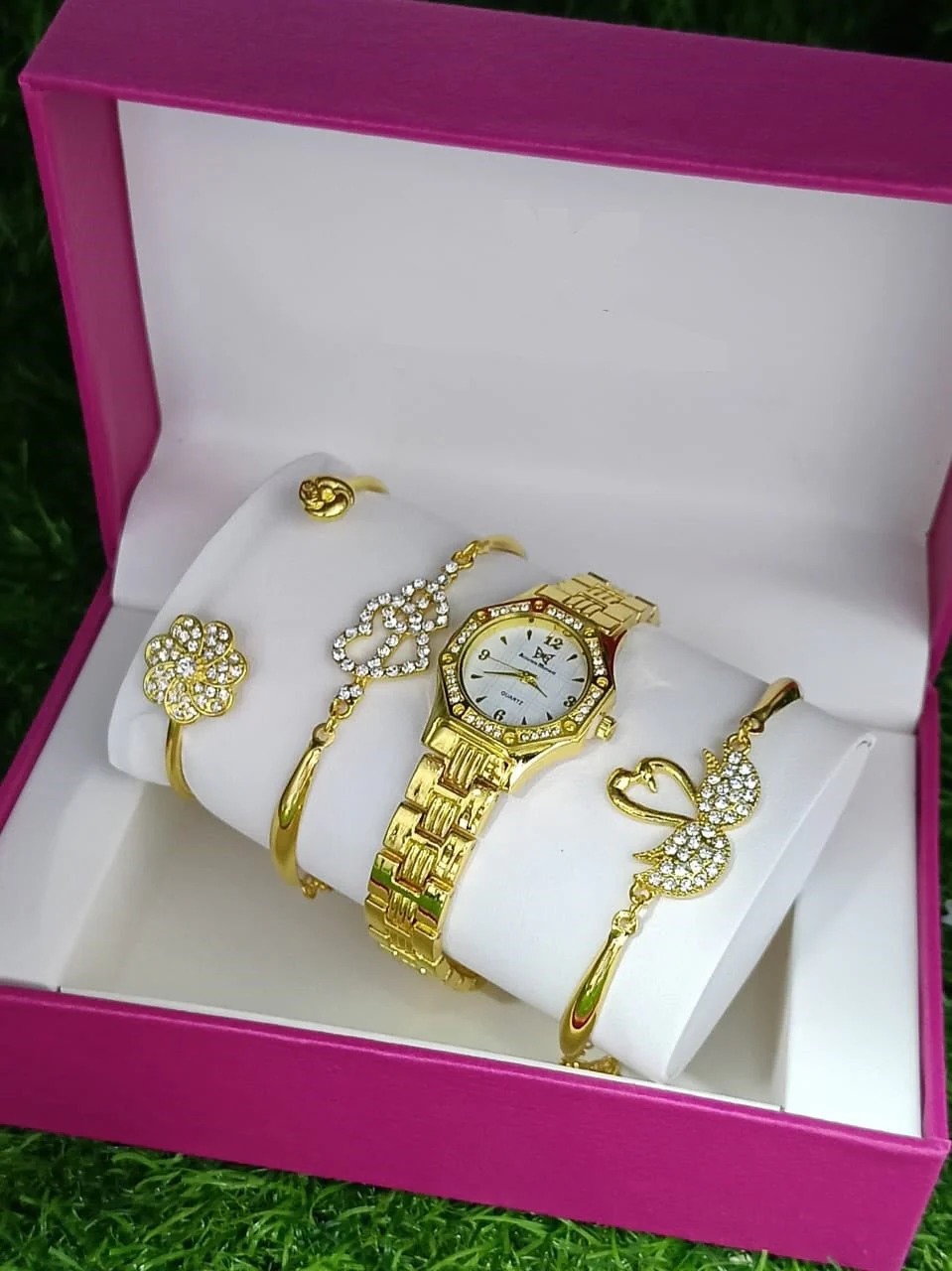 Bracelet Watch for Women – Elegant Fashion Wrist Watch