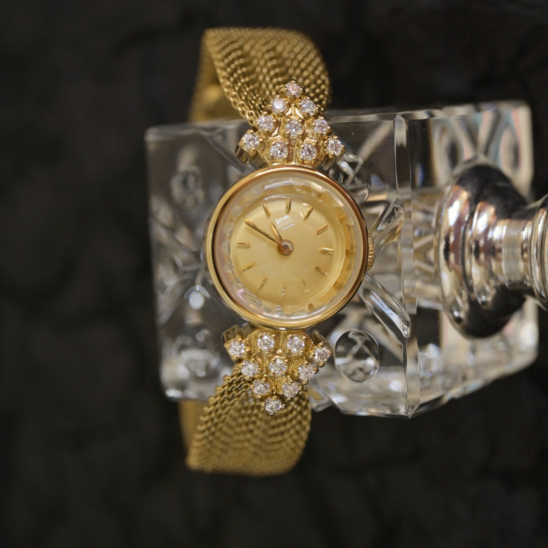 ORANGLES Vintage Diamond Quartz | Jewelry Kaleidoscope Wrist Watch - high resolution display - exposing craftsmanship - Image 2 of 6 | built for everyone | Vintage Diamond Quartz | Jewelry Kaleidoscope Wrist Watch for sale Georgia | Free Shipping ORANGLES